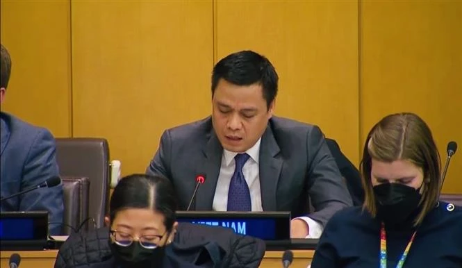 越南强调儿童一直是一切政策和发展战略的核心