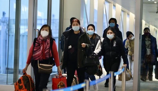越南太阳集团和越南航空总公司协助将旅居乌克兰战区的越南公民运送回越南