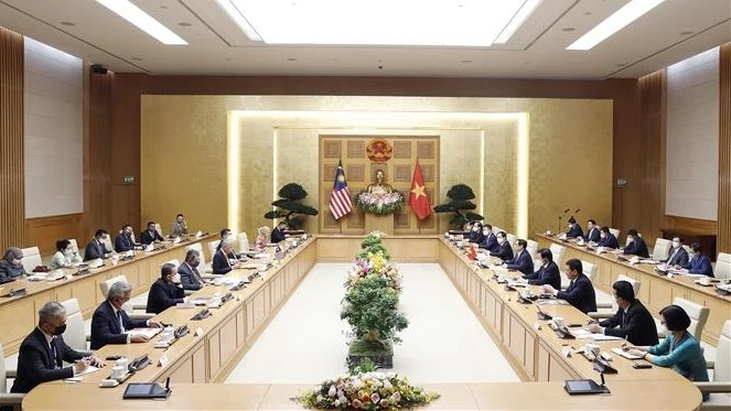 政府总理范明政与马来西亚总理伊斯梅尔·萨布里举行会谈