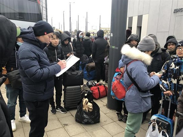 外交部发言人黎氏秋姮：大多数旅乌越南人社群已从战区疏散