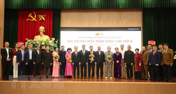 国家审计署副审计长邓世荣当选越南-阿塞拜疆友好协会主席
