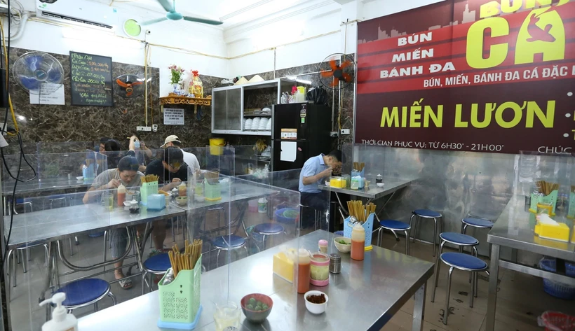 河内市：理发、洗头和餐饮服务行业恢复运营
