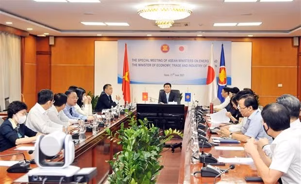 东盟对日本为去碳化项目提供100亿美元的资金支持表示欢迎