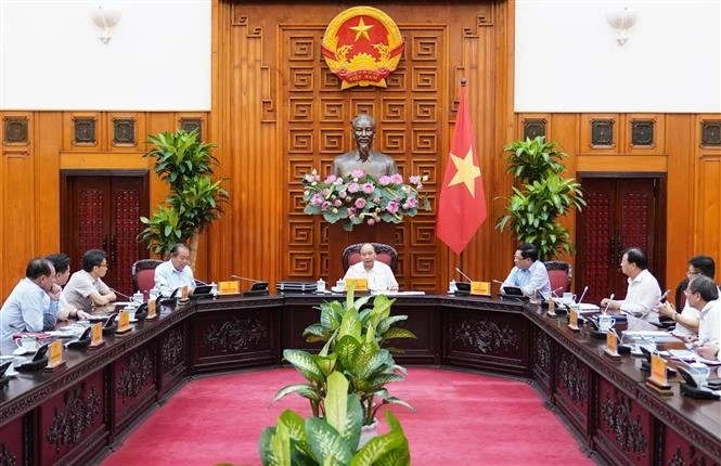 政府常务委员会就北南高速公路以东3个路段投资项目召开会议