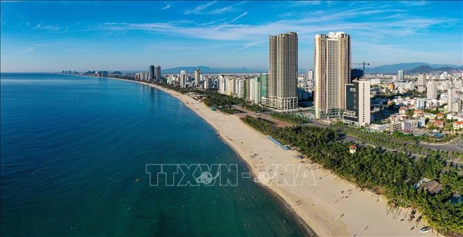 7月15日12时起岘港市暂停海边游泳、体育活动
