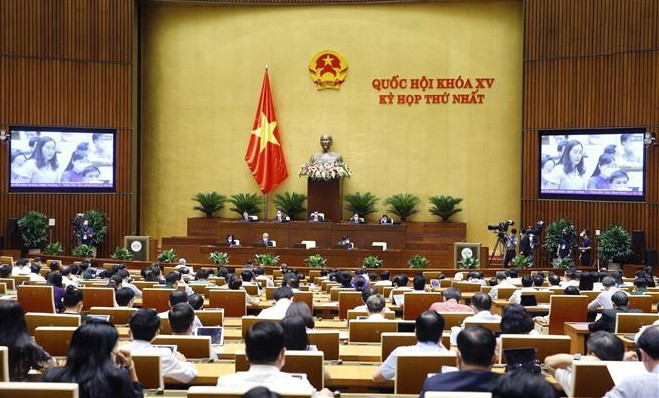 越南第十五届国会第一次会议进入最后一个工作日