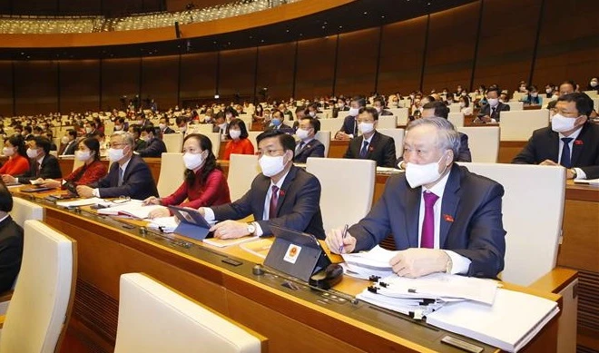 越南第十五届国会第一次会议：对2021-2026年任期政府组织结构做出决定