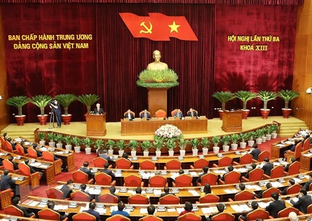 越共十三届三中全会第四天新闻公报