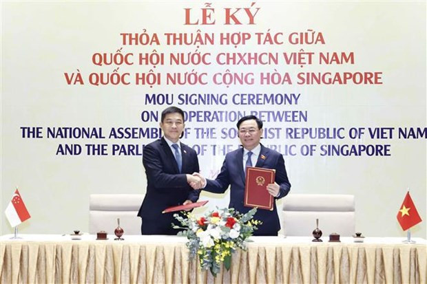 新加坡国会议长：提升越南国会和新加坡国会之间的合作层次与水平