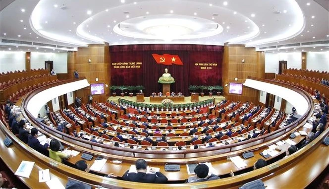 阮富仲总书记：加强党和政治制度建设整顿工作 满足新时期的要求