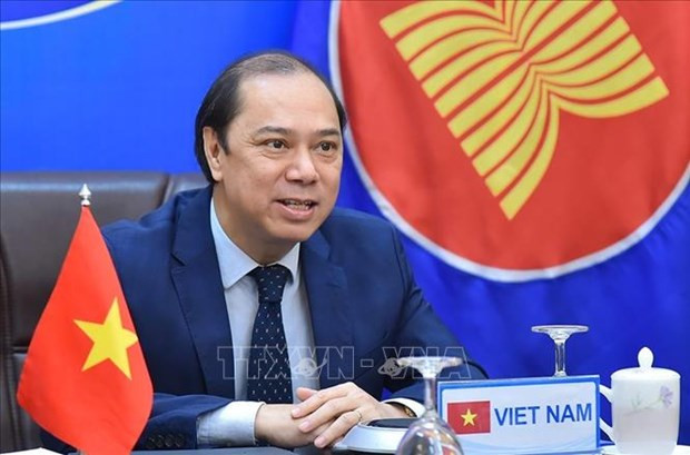 越南外交部副部长出席东盟高级官员会议