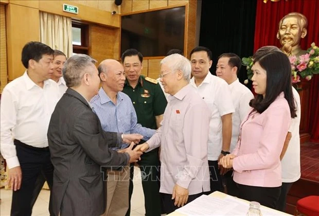 阮富仲会见巴停、还剑和西湖三郡选民