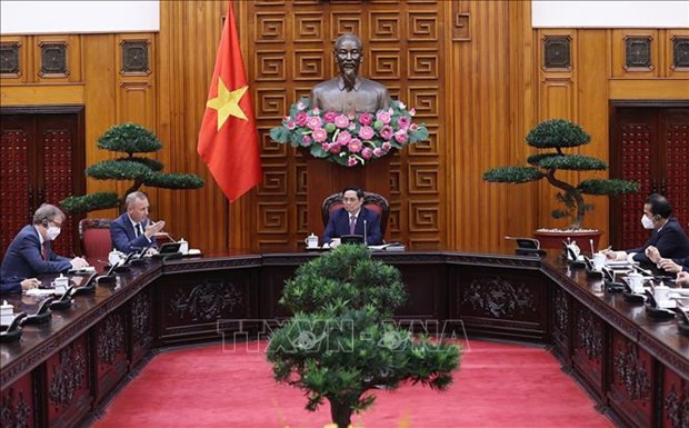 越南政府总理范明政会见大不列颠及北爱尔兰联合王国驻越南大使加雷斯·沃德