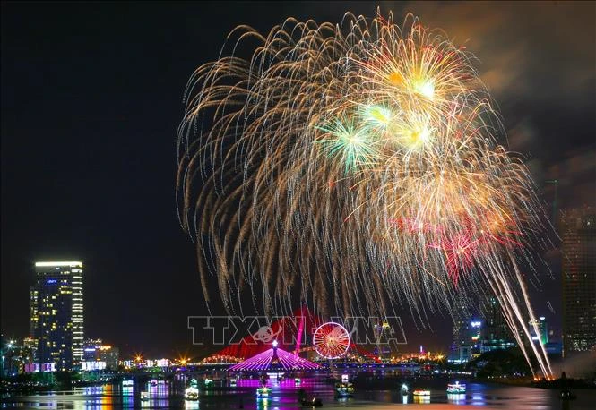 提升2023年岘港国际烟花节的地位