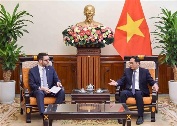 英国与越南加强在新兴领域的合作