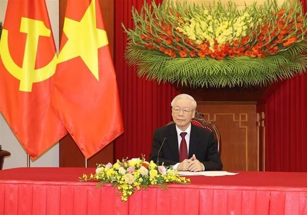 越共中央总书记阮富仲与德国社会民族党领导人、总理舒尔茨通电话