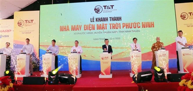 宁顺省福宁太阳能发电厂正式落成