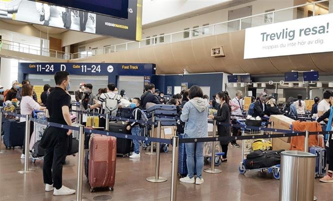 越南将300多名公民从瑞典和芬兰接回国