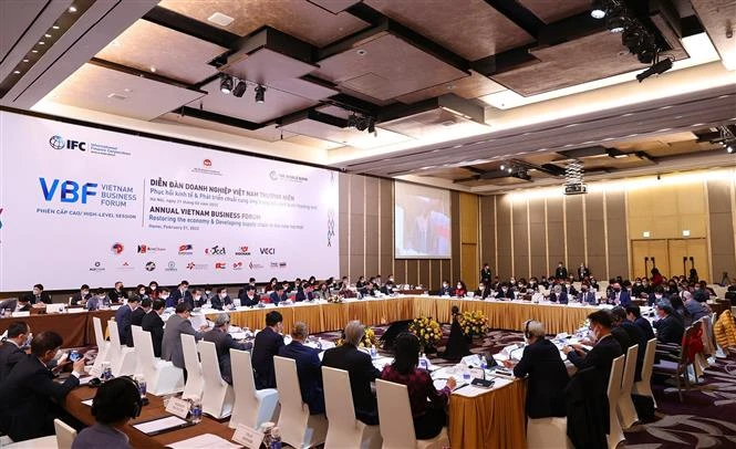 越南企业年度论坛：提出促进经济增长的许多措施