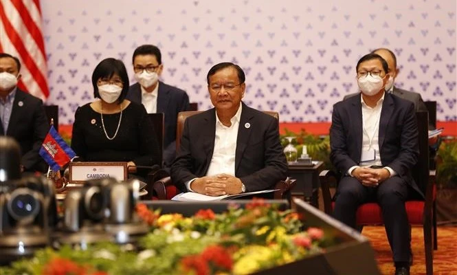 东盟外交部长非正式会议在金边开幕