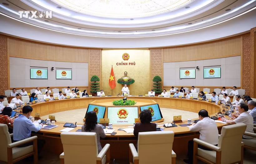 政府5月份例行新闻发布会。图自越通社