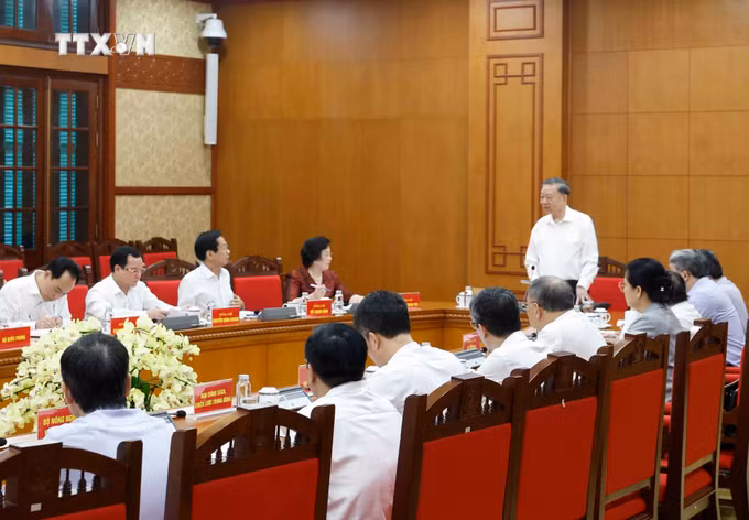 vna-potal-tong-bi-thu-chu-tich-nuoc-to-lam-lam-viec-voi-nganh-noi-vu-ve-chat-luong-nguon-lao-dong-viet-nam-8873543.jpg