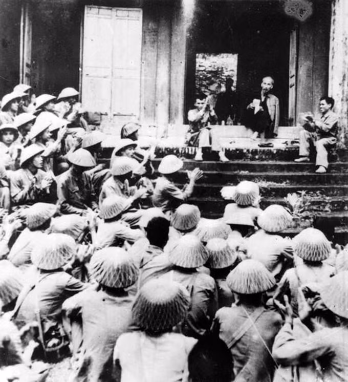 3-80-nam-quan-doi-nhan-dan-viet-nam-ok.jpg