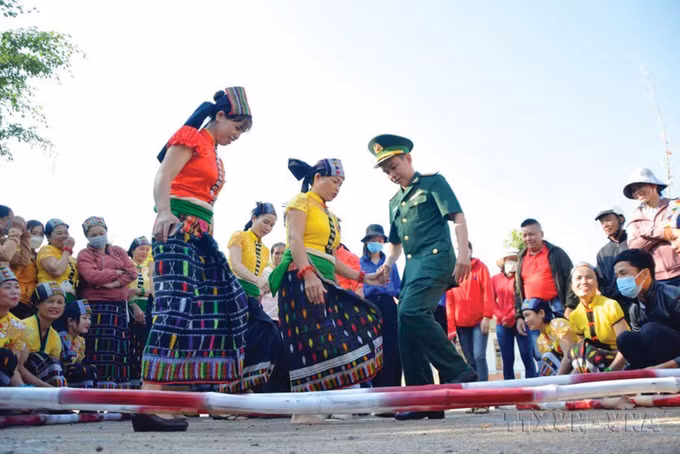 5-bo-doi-cu-ho-tuan-anh-dak-lak.jpg