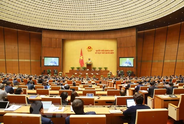 越南第十四届国会第十一次会议第二周工作开始审议并决定国家重要部门的领导职务 ảnh 1