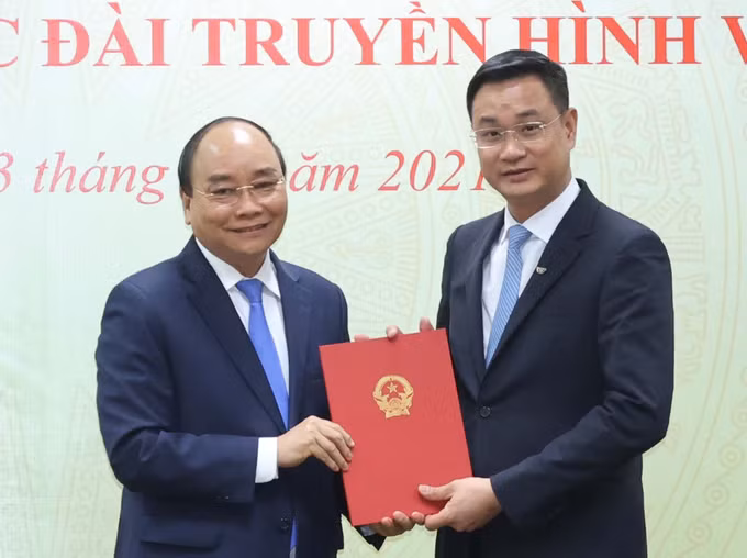 阮春福向越南电视台新台长颁发任命书 ảnh 1