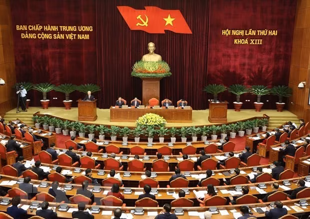 越共十三届中央委员会第二次全体会议：健全国家机构领导职务 ảnh 1