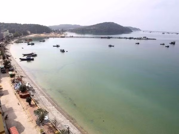 越南东北海上的一块碧玉——姑苏岛 ảnh 1