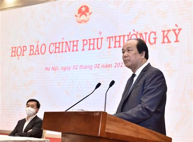 政府例行记者会：党的全国代表大会后政府成员将做到尽责尽力 ảnh 1
