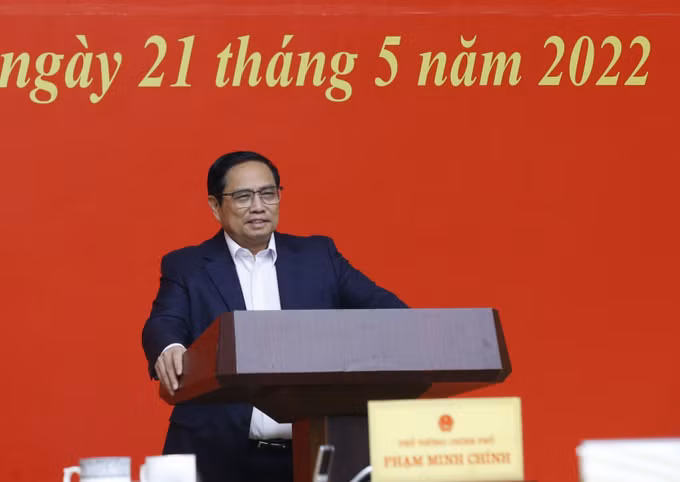 政府总理范明政以线上方式接待芹苴市选民 ảnh 2