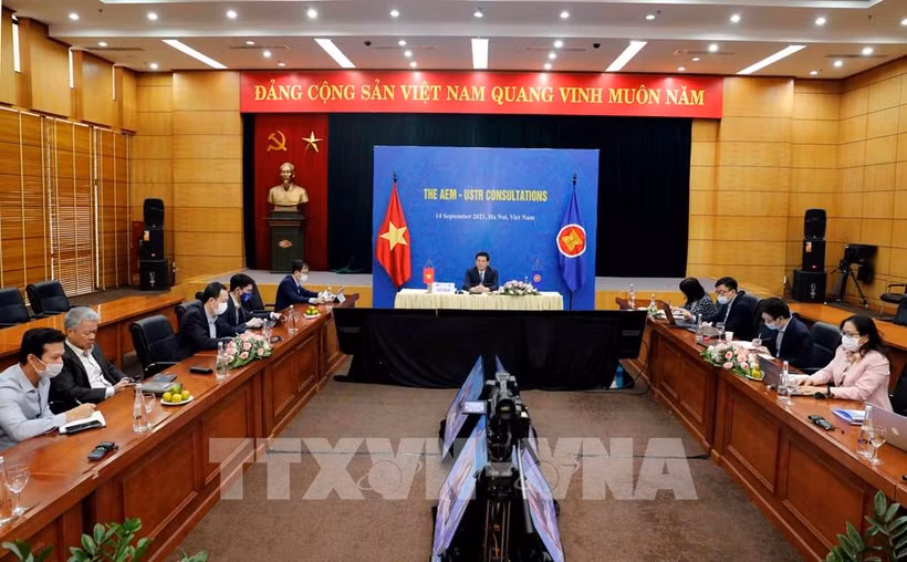 第53届东盟经济部长会议：为经营投资活动创造便利条件