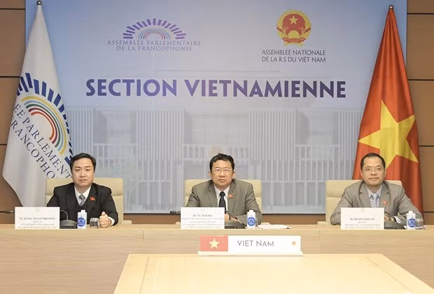 越南出席法语国家议会联盟大会