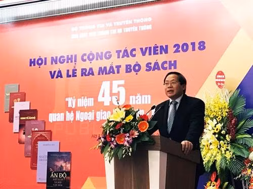 纪念越印建交关系书籍正式问世