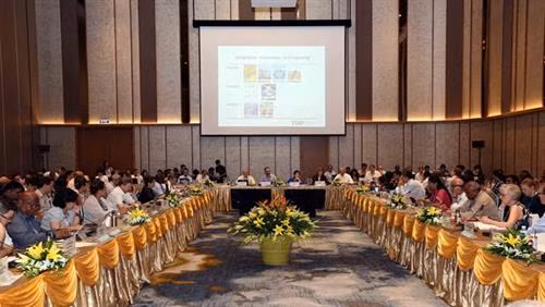 全球环境基金第六届成员国大会第二个工作日议程密集
