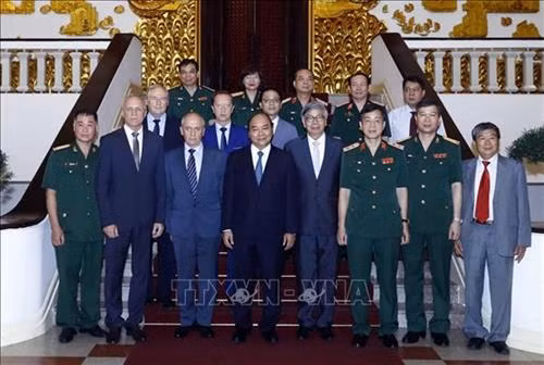 越俄两国专家保持密切配合 做好胡志明主席遗体保护工作