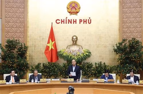 越南政府总理阮春福：全力投入疫情防控阻击战同时坚决不让疫情影响经济社会发展