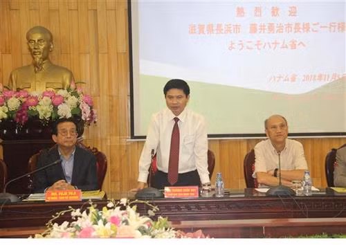 日本企业赴河南省了解投资环境