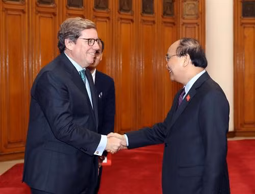 越南政府总理阮春福会见欧洲议会渔业委员会代表团