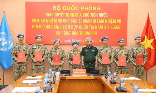 7名越南军官赴南苏丹和中非参与联合国维和行动