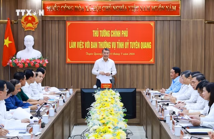vna-potal-thu-tuong-lam-viec-voi-ban-thuong-vu-tinh-uy-tuyen-quang-8889244.jpg