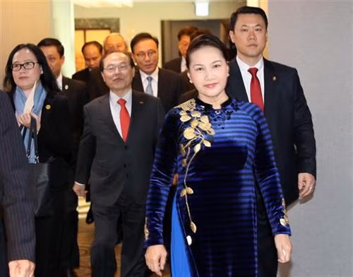 越南国会主席阮氏金银访问韩国。 图自越通社 越南国会主席阮氏金银访问韩国。 图自越通社