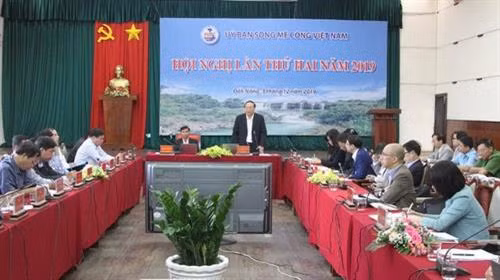 越南湄公河委员会2019年第二次全体会议在得农省嘉义县举行。图自互联网 越南湄公河委员会2019年第二次全体会议在得农省嘉义县举行。图自互联网