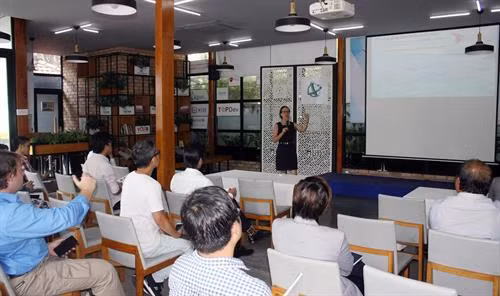 会议全景。图自越通社