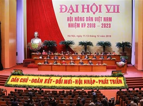 第七届越南农民协会全国代表大会隆重开幕。图自越通社 第七届越南农民协会全国代表大会隆重开幕。图自越通社