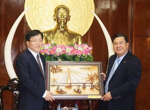 韩国投资商拟在芹苴市投资兴建废物处理厂 ảnh 1 韩国投资商拟在芹苴市投资兴建废物处理厂 ảnh 1