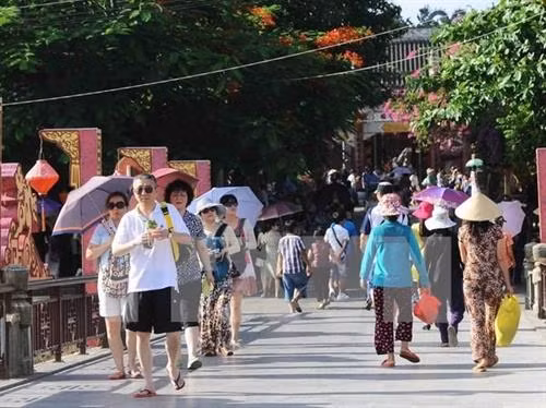 2019年前8个月,泰国赴越游客人数增长46.3%,达到310955人次。图自互联网 2019年前8个月,泰国赴越游客人数增长46.3%,达到310955人次。图自互联网